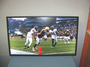 lot 42 image: NEC P521 Multi-Sync Full HD Widescreen 52 Professional  Industrial  Commercial LCD Display  Monitor