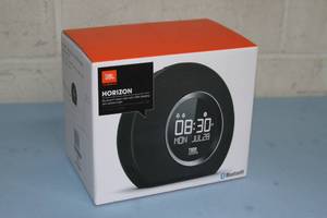 lot 67 image: JBL Horizon Bluetooth Clock Radio with USB Charging and Room-Filling Stereo Audio