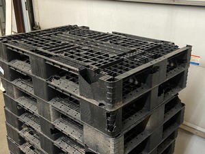 Lot Of (11) Plastic Pallets