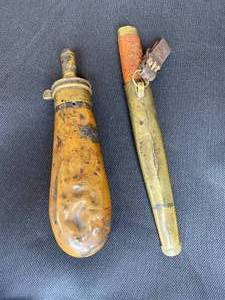 lot 1 image: 19th Century Antique Scandinavian Belt Knife & Powder Flask