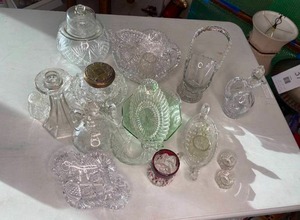lot 38 image: Beautiful Array of Cut Glass Pieces