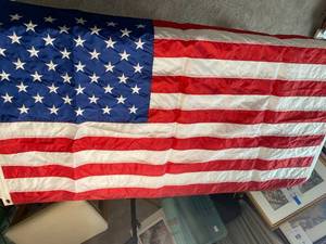 lot 45 image: 3 x 5 American Flag
