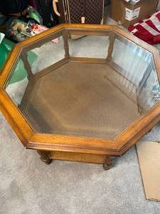lot 47 image: Octagonal Wood & Glass Coffee Table