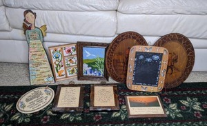 lot 507 image: Ten Wood Framed Wall Hangings - Some Vintage