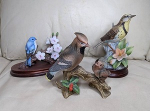 lot 518 image: Trio of Bird Figurines