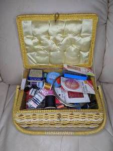 lot 522 image: Vintage Sewing Basket Filled with Supplies