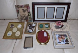 lot 533 image: Decorative Picture Frames
