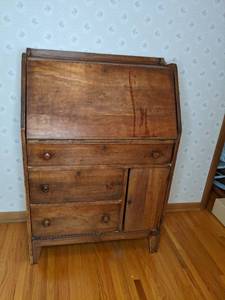 lot 132 image: Vintage Wood Secretary Desk