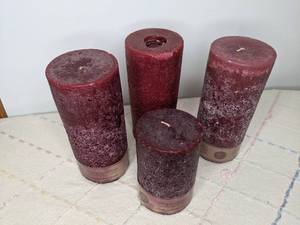 lot 585 image: Four Pillar Candles - Cranberry Pomegranate