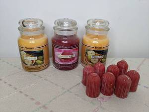 lot 587 image: (3) Yankee Candles & (8) Votive Candles