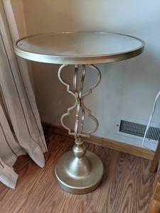 lot 245 image: Gold Table w Mirrored Top