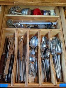 lot 257 image: Lot of Kitchen Utensils, Tea Strainers, Measuring Cups, etc.