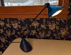 lot 218 image: Modern Table Lamp w Plastic Base