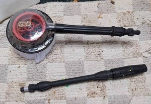 lot 413 image: Rotating Car Wash Brush