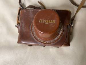 lot 541 image: Vintage Argus C-Four Camera in Leather Case