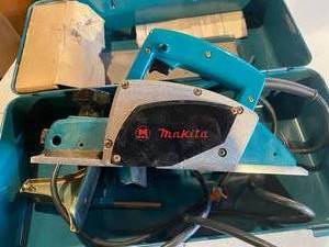 lot 364 image: Vintage Makita Power Planer - Tested & Working