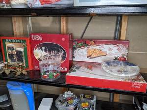 lot 643 image: Lot of Christmas Decorations, Serving Trays, Candle Holders, Et Cetera