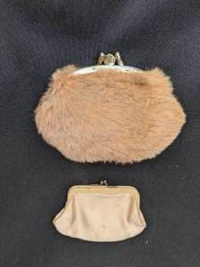 lot 155 image: Vintage Coin Purses Kangaroo & Satin