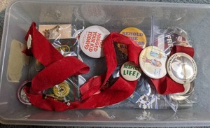 lot 710 image: Pro-Life & Religious Pins