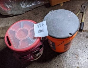 lot 476 image: Bucket Boss and Bucket Lid