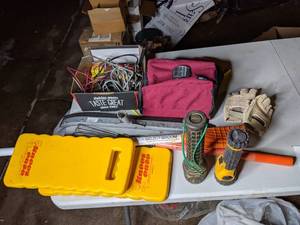 lot 482 image: Misc Items Lot