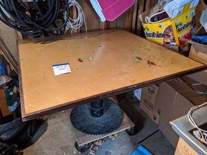 lot 813 image: Vintage Wood Table