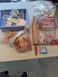 lot 287 image: Rolling Pin, Cookie Press, Cookie Cutters, Cake Decorations