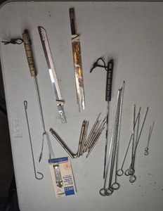 lot 289 image: Nut CrackerPicks, Bottle Opener, Skewers, Electric Knife Blades