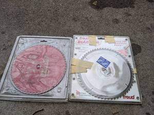 lot 332 image: Pair of Circular Sawblades