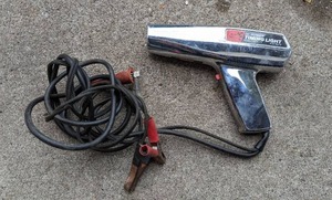 lot 337 image: Vintage DC Power Timing Light