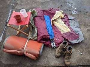 lot 355 image: Retro Camping Gear