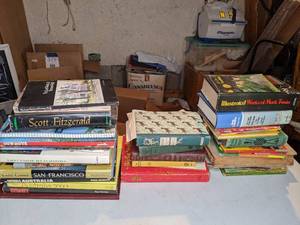 lot 800 image: Vintage Collection of Hard Cover and Paper Back Books