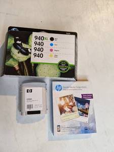 lot 808 image: NewUnused Printer Photo Paper & Ink Cartridge