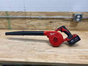 MILWAUKEE M18 18-Volt Lithium-Ion Cordless Compact Blower with Battery