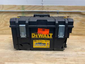 DEWALT Mechanics Tool Set (226-Piece) with TOUGHSYSTEM 22 in. Medium Tool Box