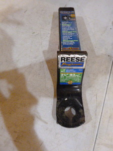 lot 21 image: Reese 3 14 Drop Ball Mount