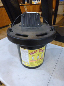 lot 34 image: Heat Seat