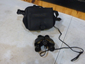 lot 64 image: Bushnell Custom Compact Binoculars