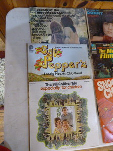 lot 95 image: Albums and 45s