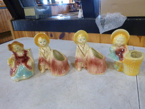 lot 115 image: Vintage USA Pottery