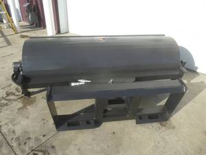 lot 26 image: 2020 Wolverine 72 Sweeper Attachment
