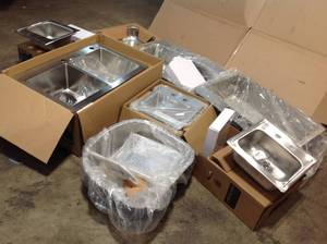 ASSORTED ELKAY, GLACIER BAY, AND ARIEL SINKS DIFFERENT MODELSSIZES SEE PICS