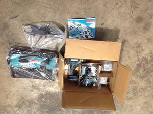 lot 23 image: Makita 18-Volt LXT Lithium-Ion 12 in. Cordless Hammer DriverDrill Kit with (2) Batteries (4.0 Ah), Charger and Hard Case