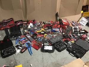 Large lot of Husky assorted mechanic tools see pictures
