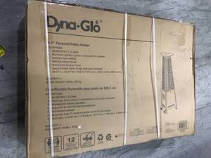 Dyno-Glo 73 in. 42,000 BTU Hammered Bronze Pyramid Flame Gas Patio Heater not used