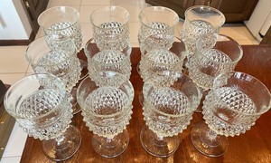 lot 82 image: Glassware Stemware Set