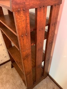 lot 43 image: Arts and Crafts Style Bookshelf