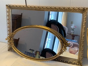lot 30 image: Two Vintage MirrorDresser Trays