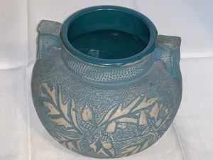 lot 47 image: Red Wing Union Stoneware  Vase (Brushware)