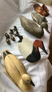 lot 59A image: Assortment of Vintage Wood Decoys